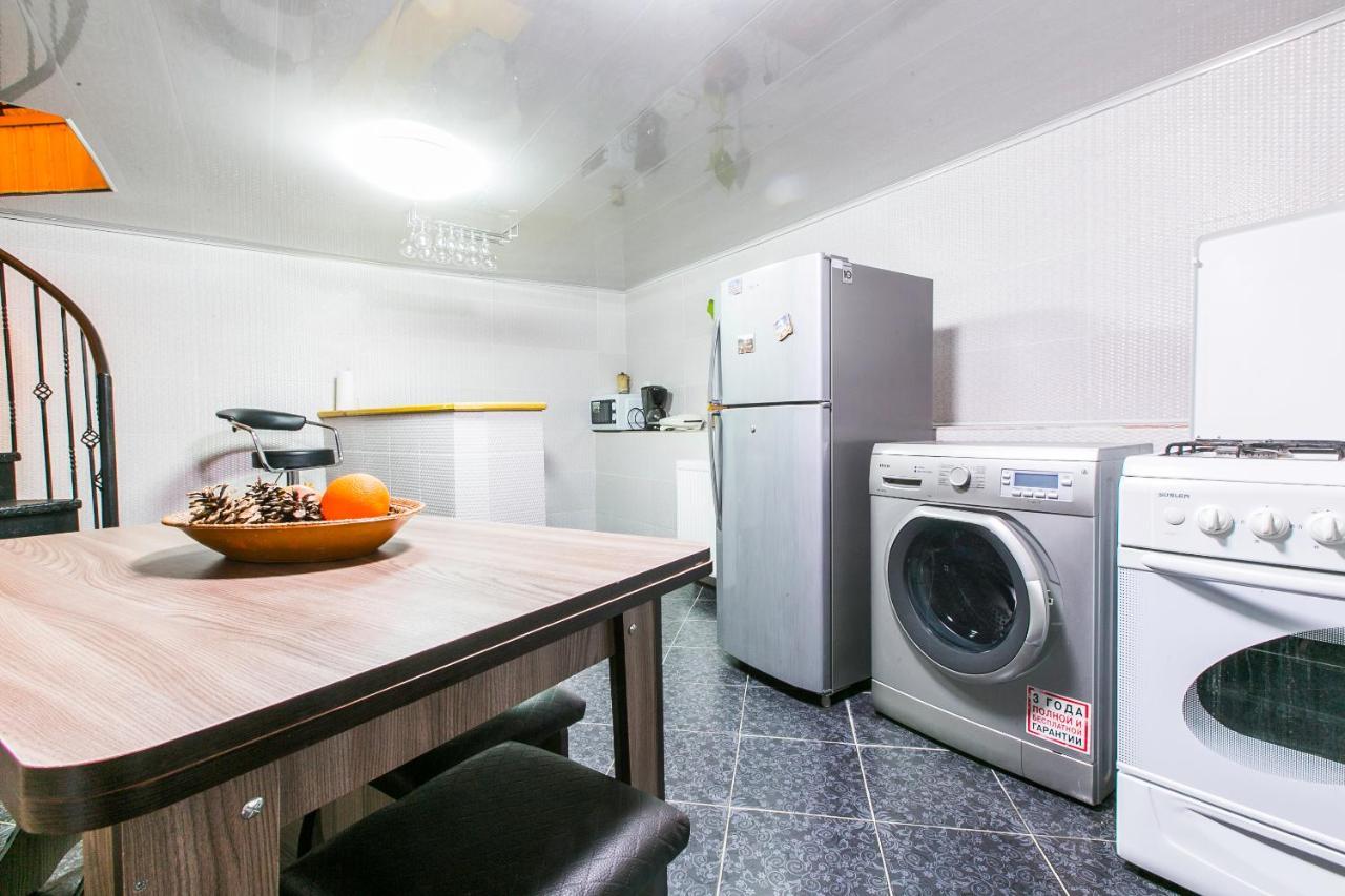 Nikas Apartment Тбилиси Екстериор снимка