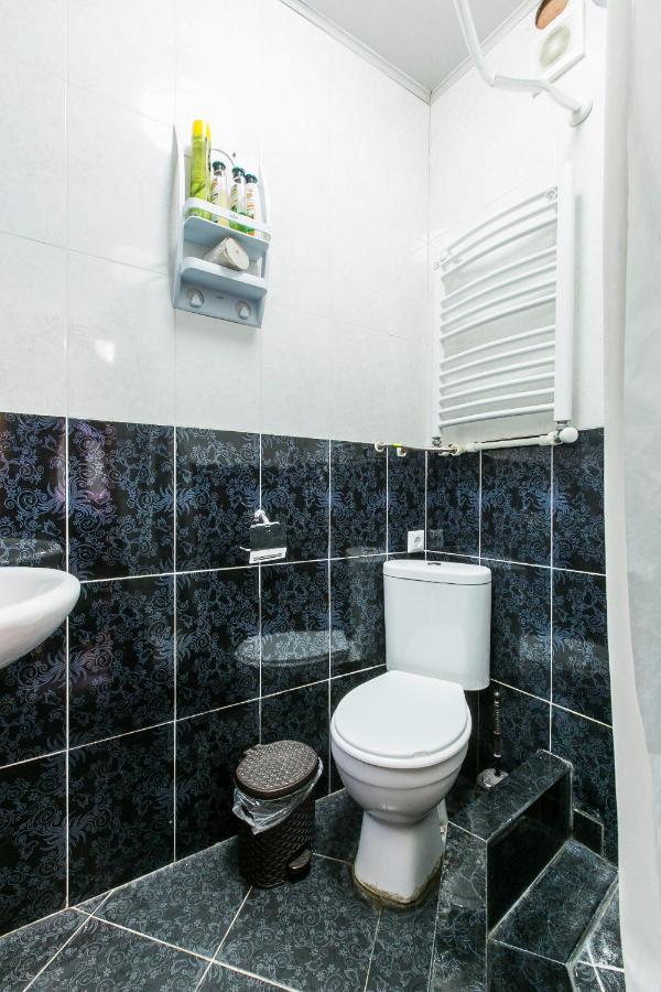 Nikas Apartment Тбилиси Екстериор снимка