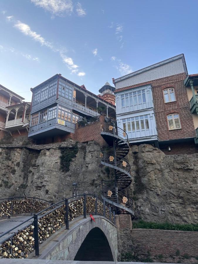 Nikas Apartment Тбилиси Екстериор снимка