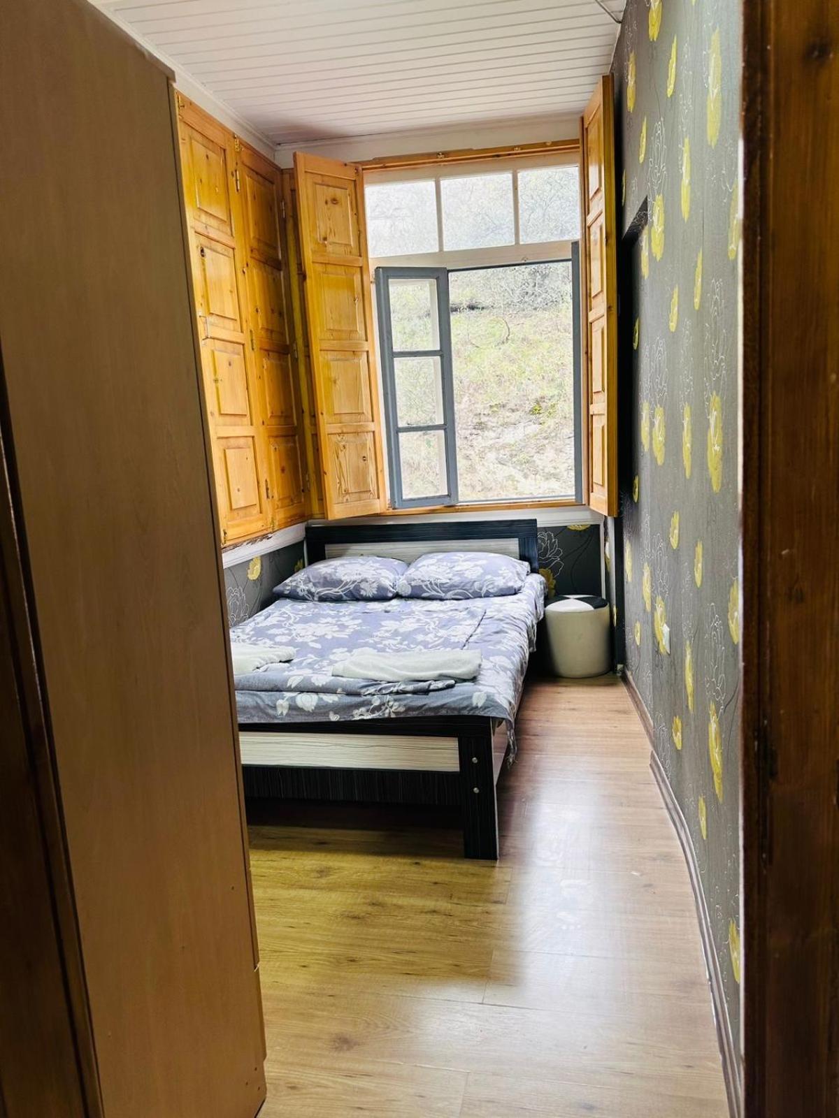 Nikas Apartment Тбилиси Екстериор снимка