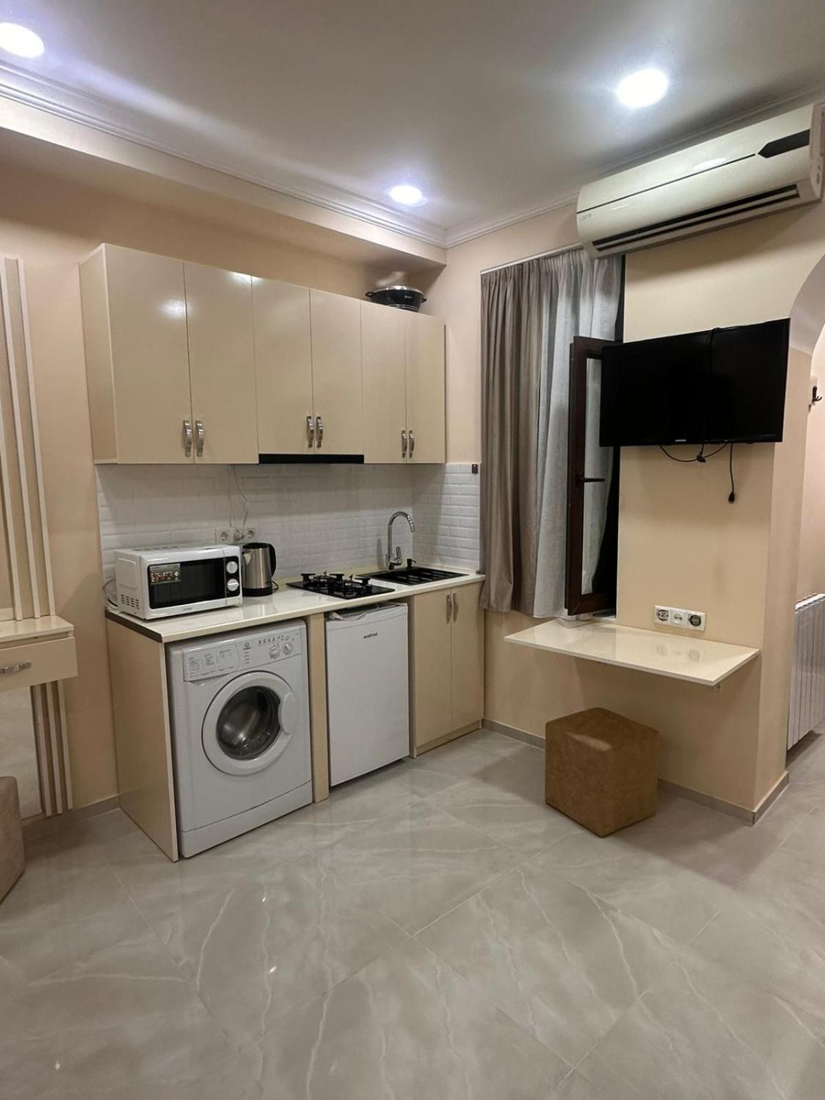 Nikas Apartment Тбилиси Екстериор снимка